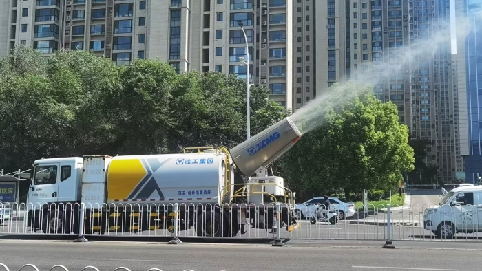 徐工多功能抑塵車，助力家鄉(xiāng)徐州環(huán)境，更“凈”一步！
