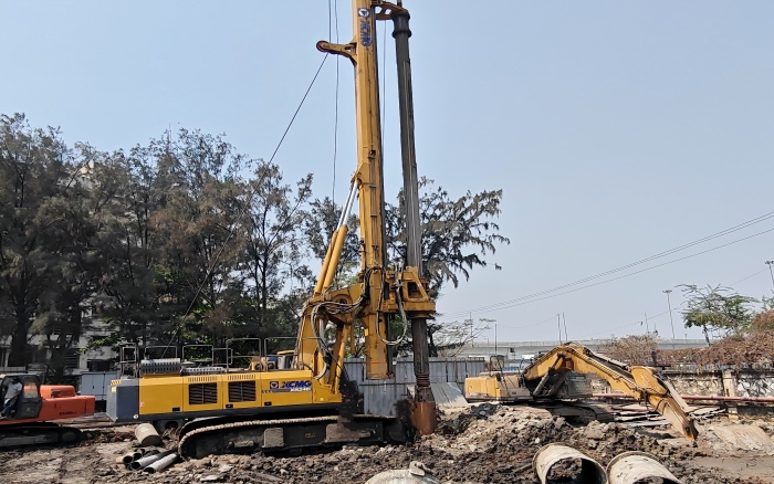 以“穩(wěn)”護(hù)航！徐工XR240I旋挖鉆機(jī)助力南亞基建項(xiàng)目