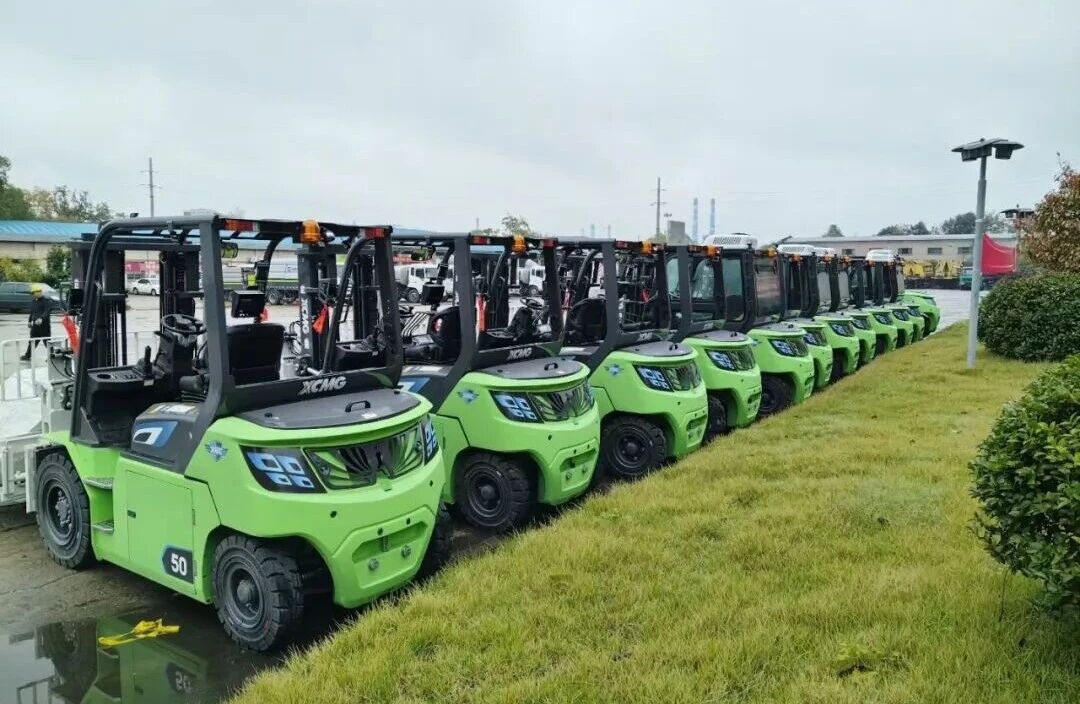 徐工孔雀大噸位叉車，“上崗”湖南鋼鐵廠