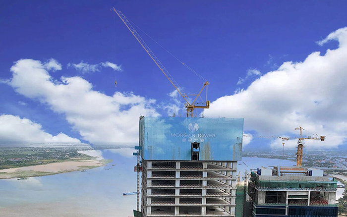 喜封金頂|徐工塔機(jī)助建柬埔寨金邊摩根大廈！